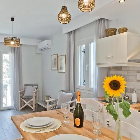 Antikri Kyra Panagia