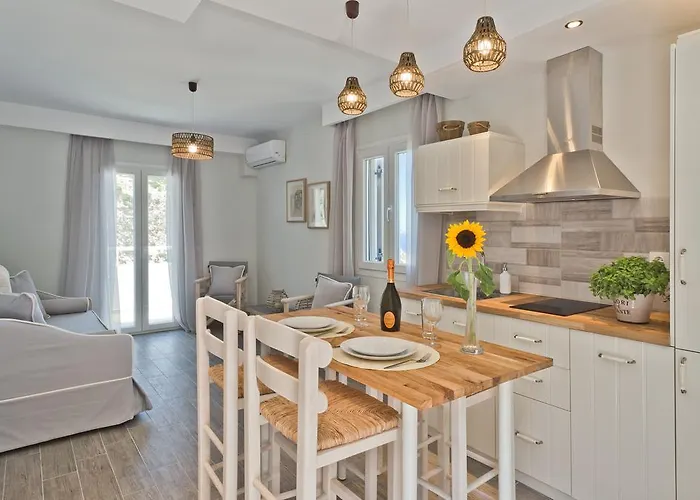 Villa Antikri Kyra Panagia